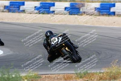 media/Apr-30-2023-CRA (Sun) [[020fcf5d43]]/Race 2-600 Expert Supersport/